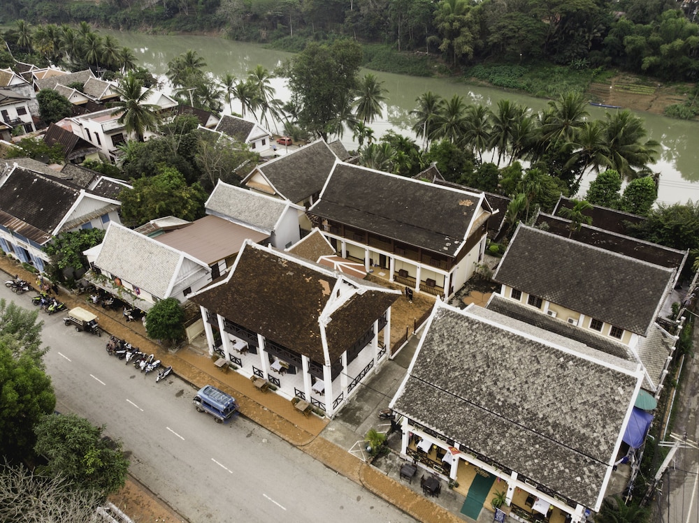 THE VIEW PAVILION - LUANG PRABANG 11/61