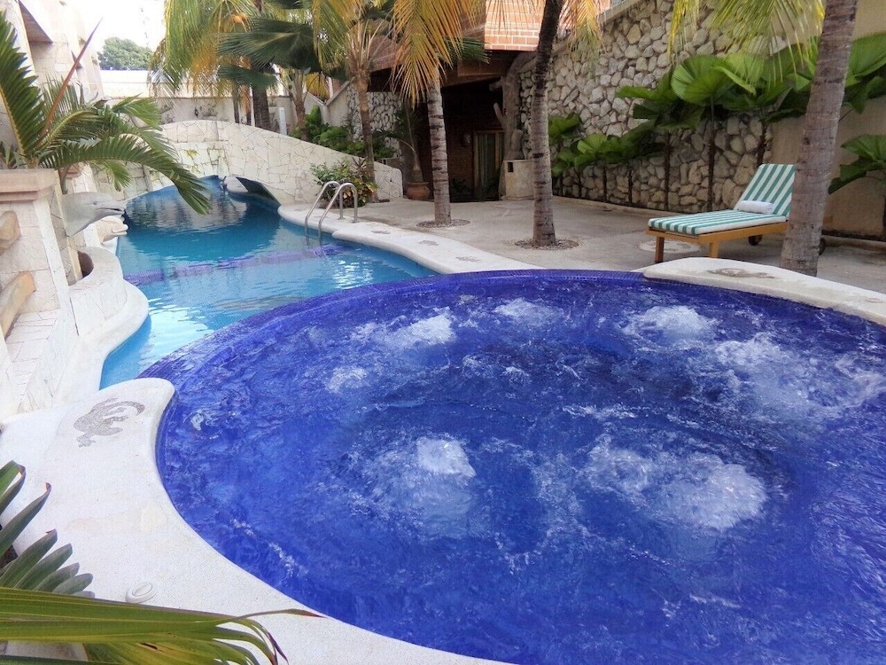 Hotel Casa del Lirio 40/46