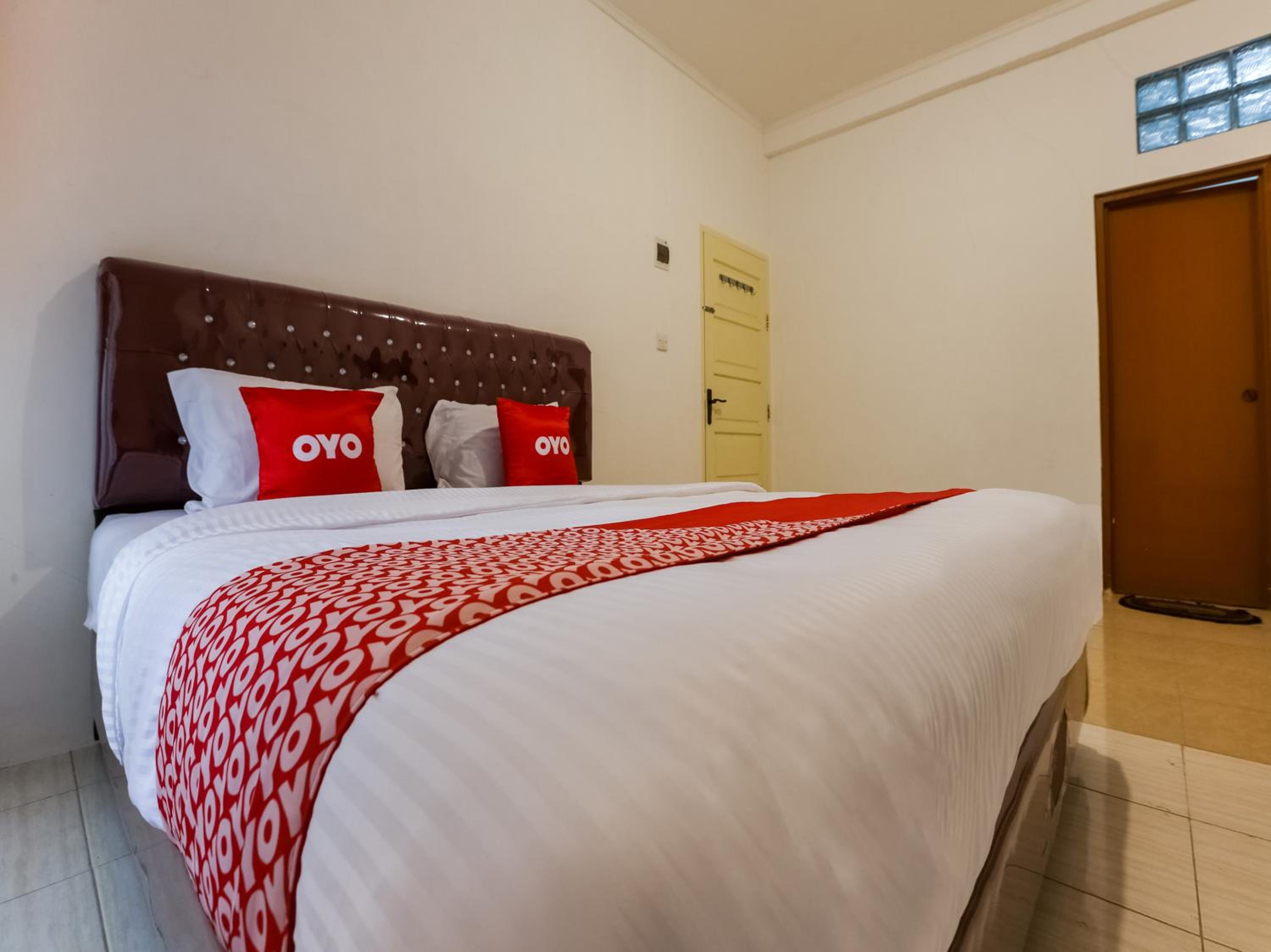 OYO 3907 Mine Residence 9/40