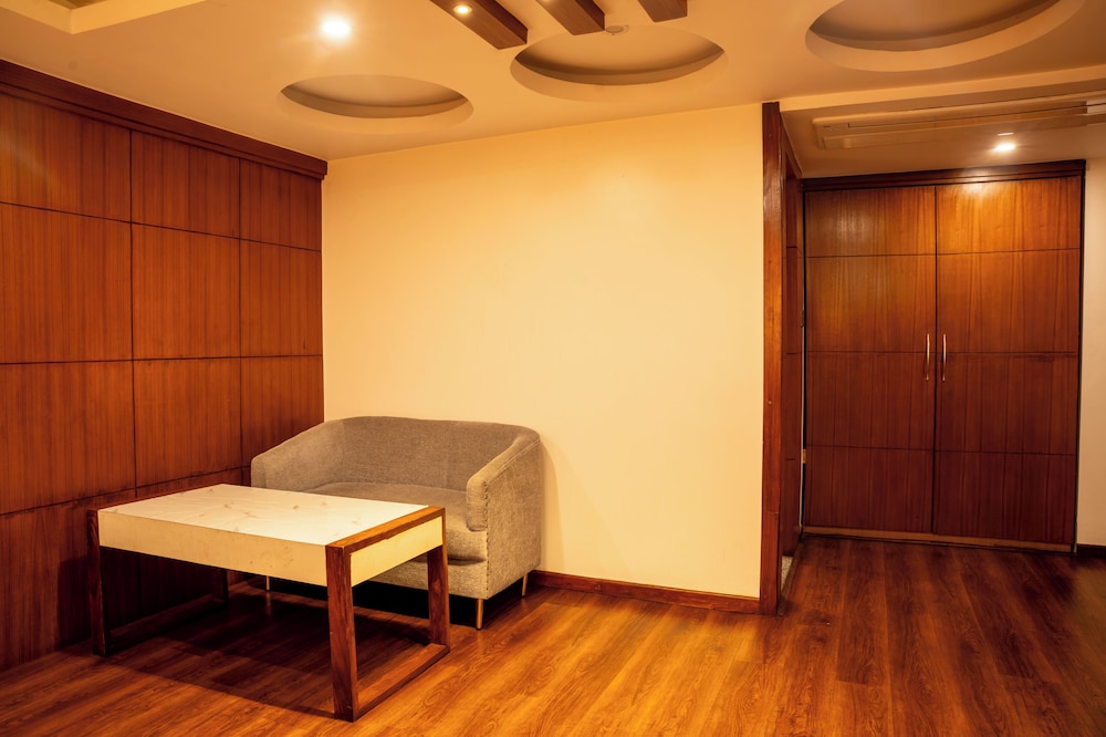 Hotel Kailash Kutee 27/50