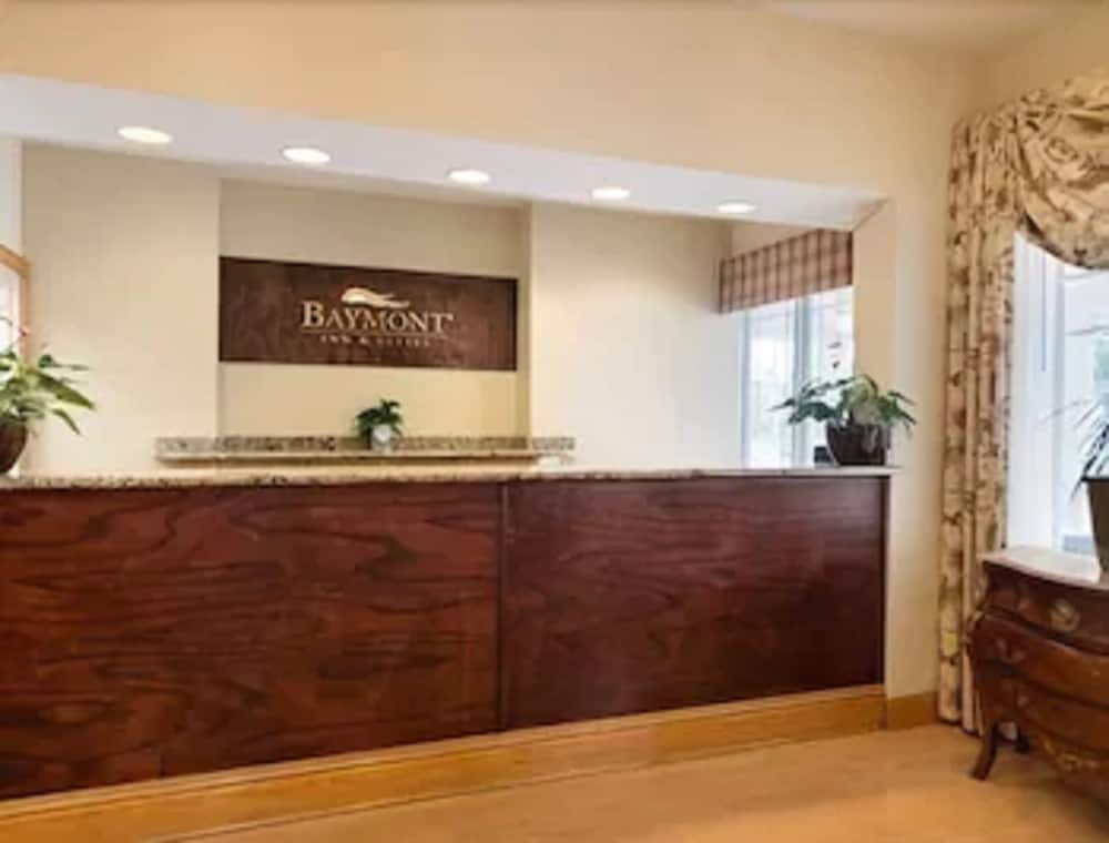 Baymont by Wyndham Fort Myers Airport 9/41