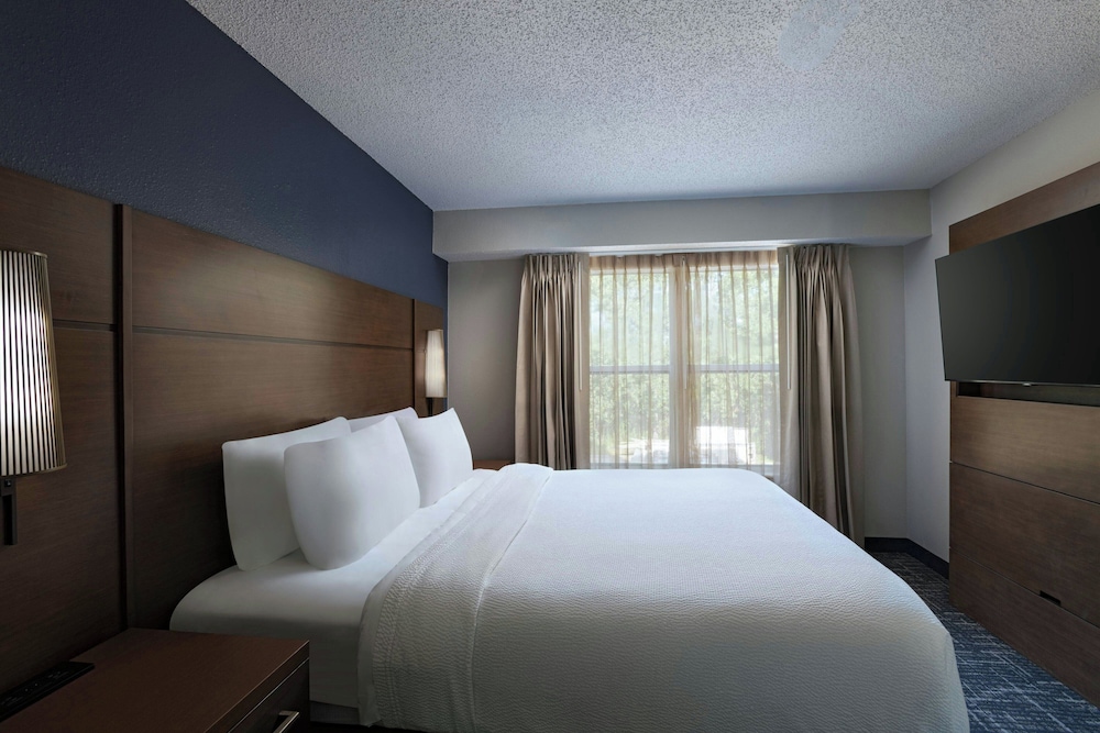 Residence Inn Houston The Woodlands / Lake Front Circle 8/50