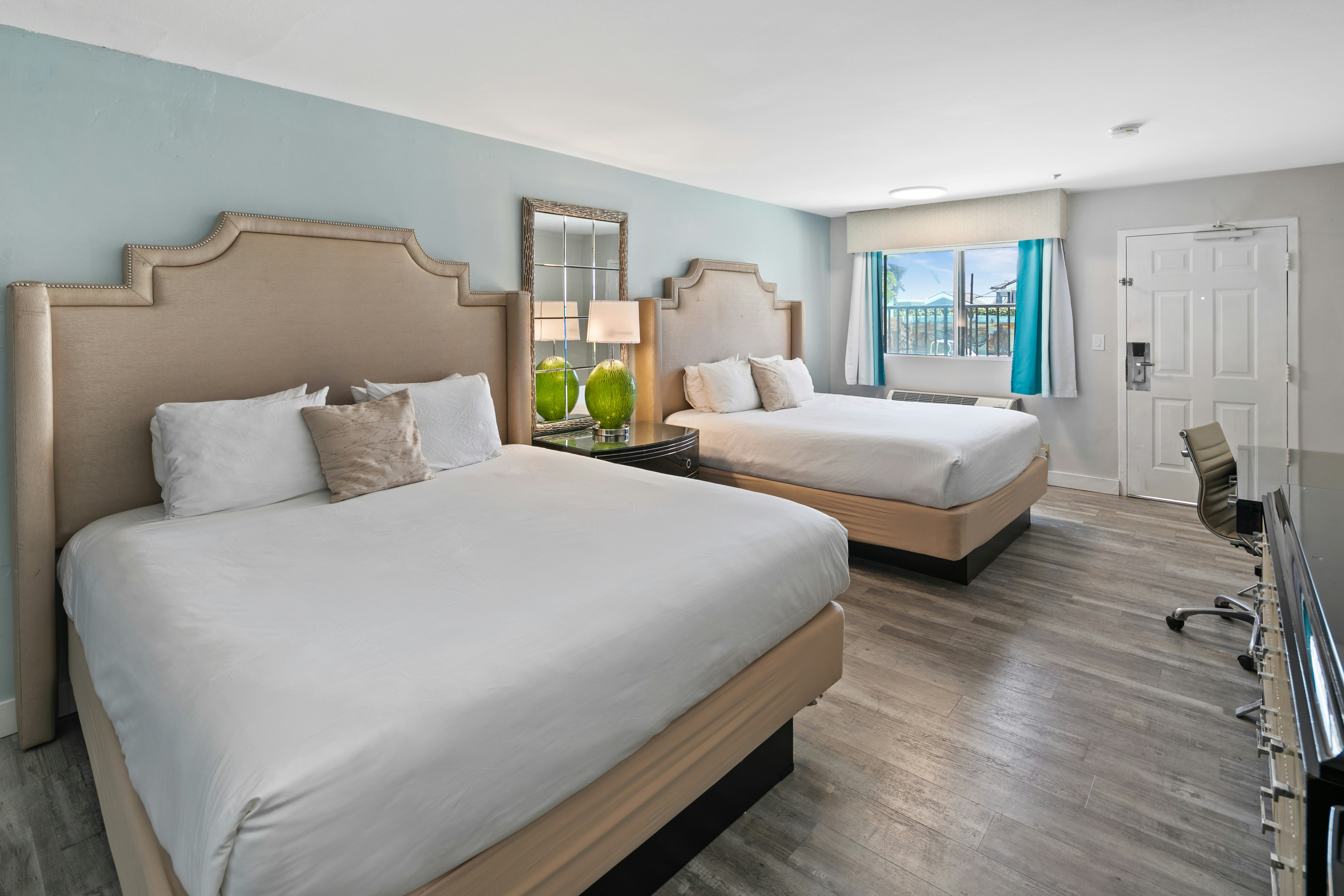 Art Hotel Laguna Beach 8/41