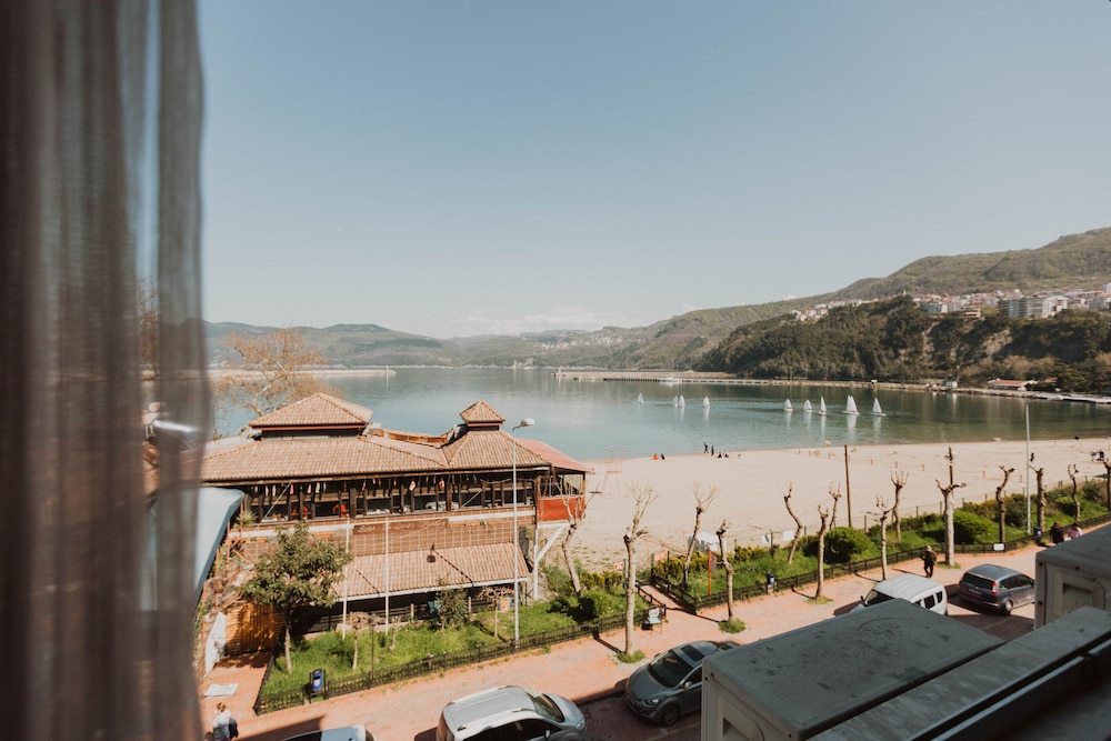 Amasra Ayisigi Pansiyon 60/74