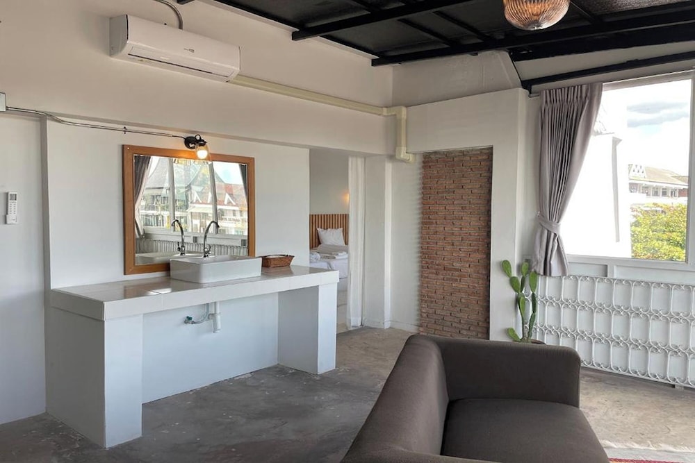 Tch Boutique Hotel Hostel 35/50