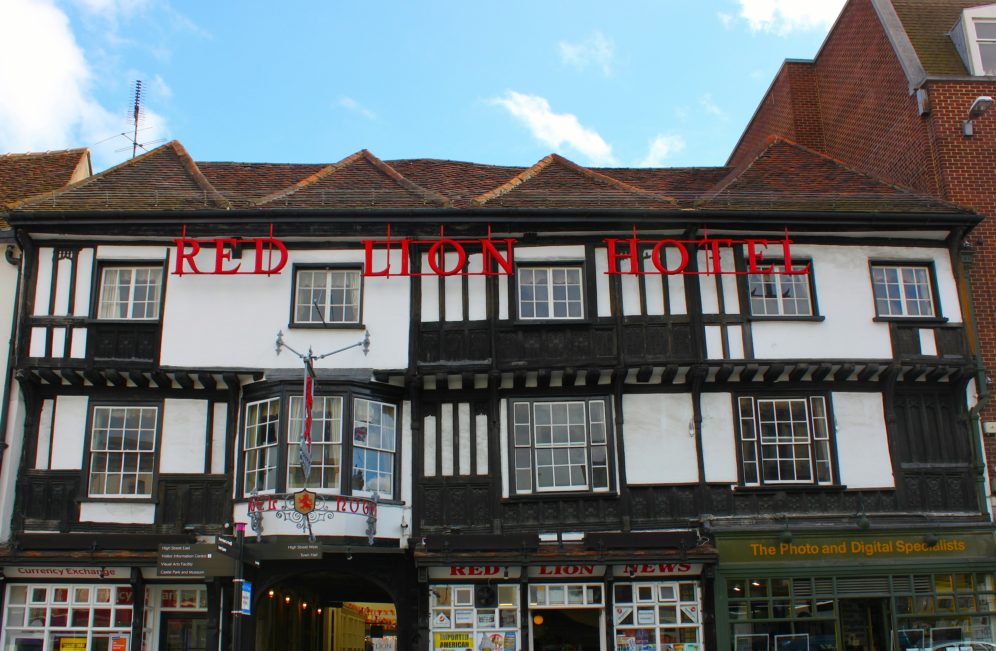 Brook Red Lion Hotel in COLCHESTER