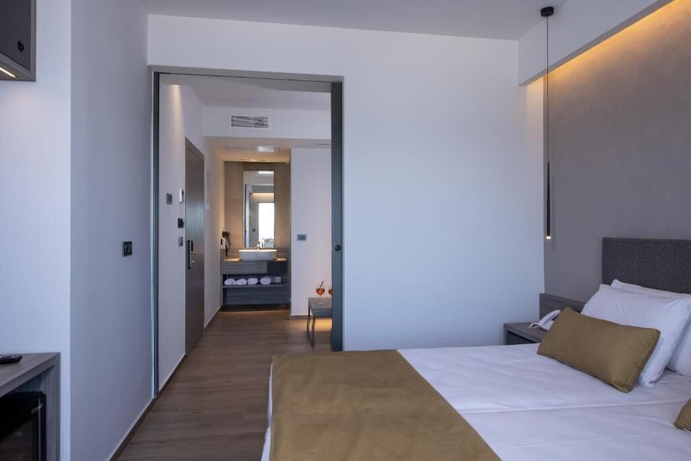 Creta Palm 15/68