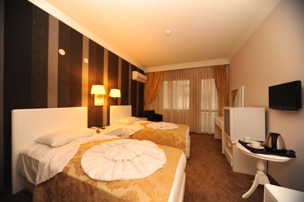 Mara Palace Hotel 45/92