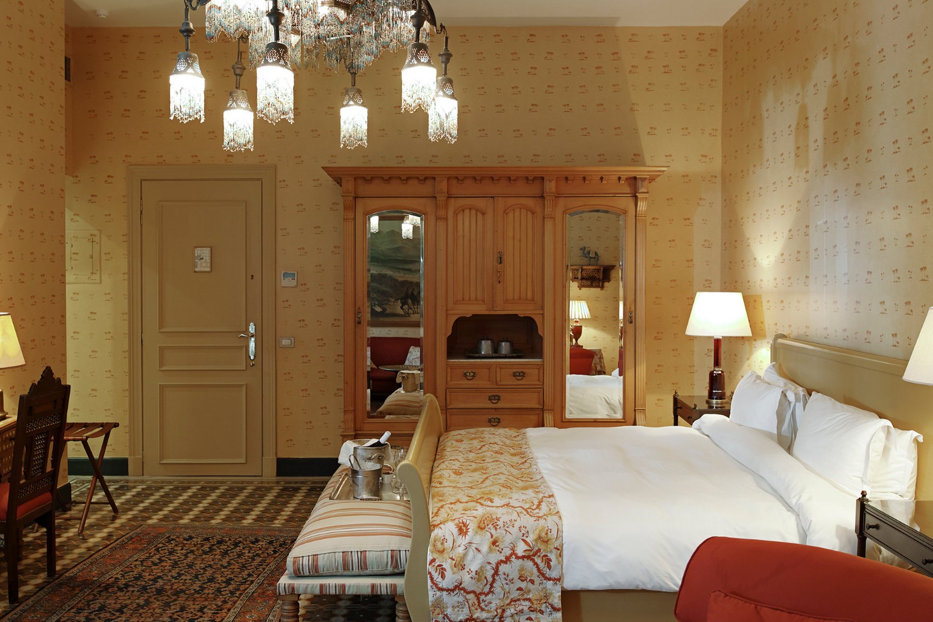 HOTEL ALBERGO 12/36
