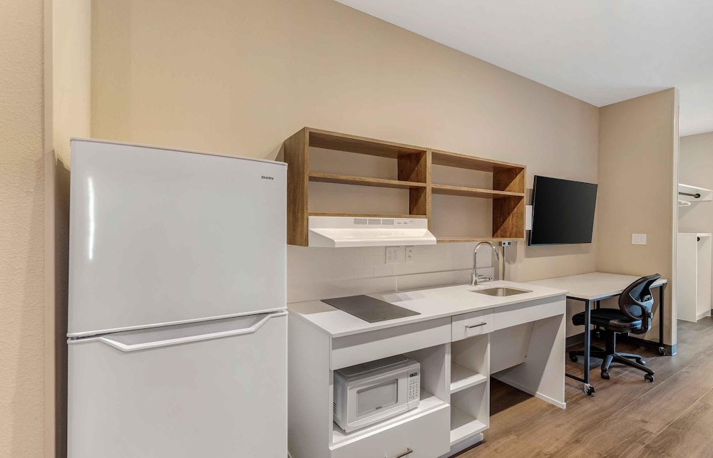 Extended Stay America Premier Suites- Jacksonville - Airport 27/40