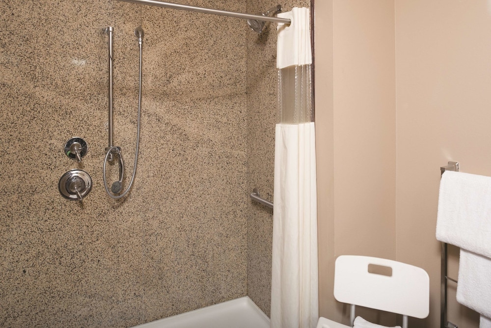 La Quinta Inn & Suites by Wyndham Bozeman 17/33