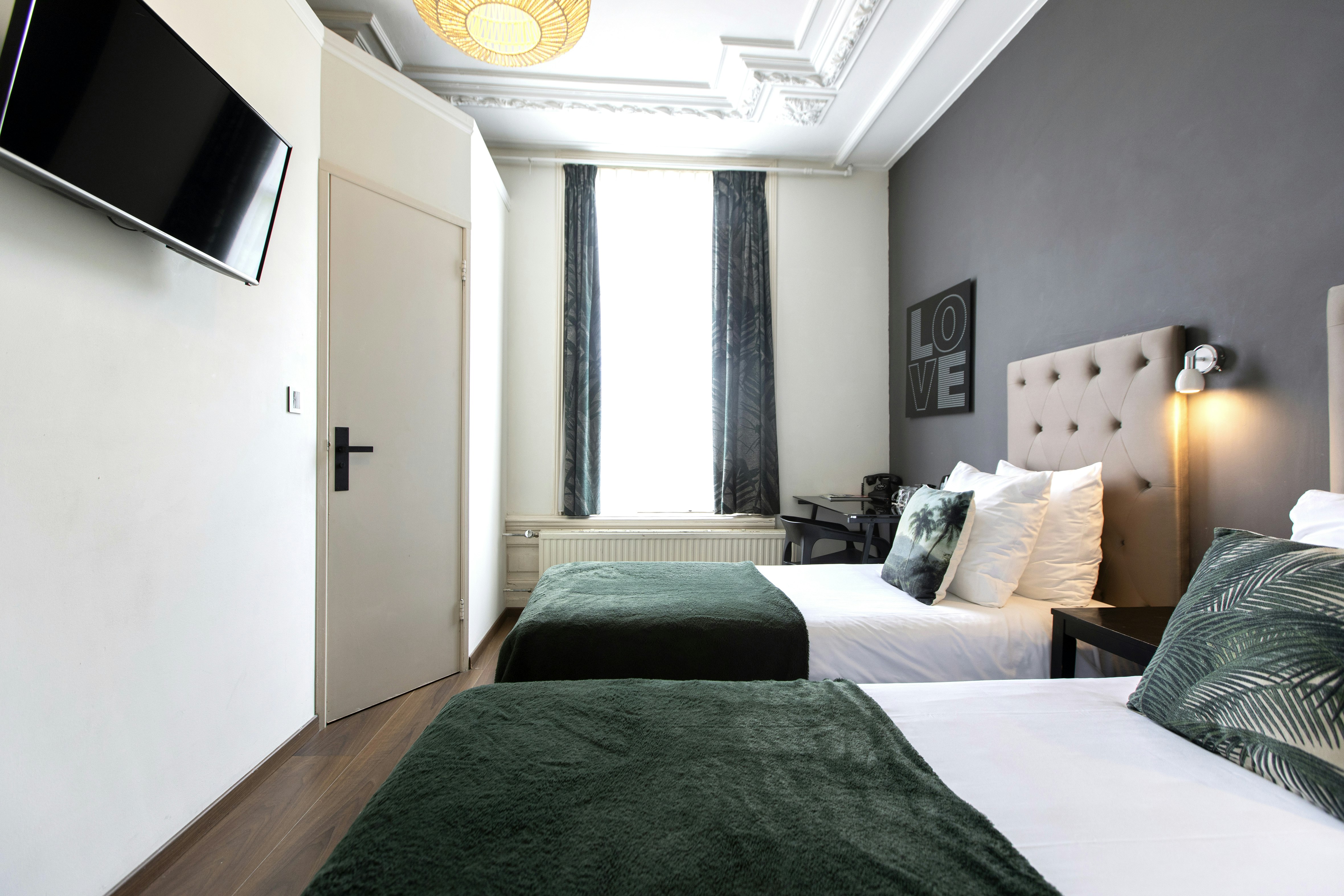 Quentin Canal House 19/50