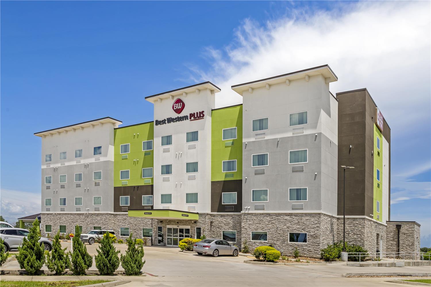 Best Western Plus Mid County 2/31