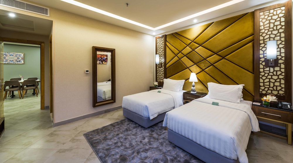 Junior Suite Twin Bed