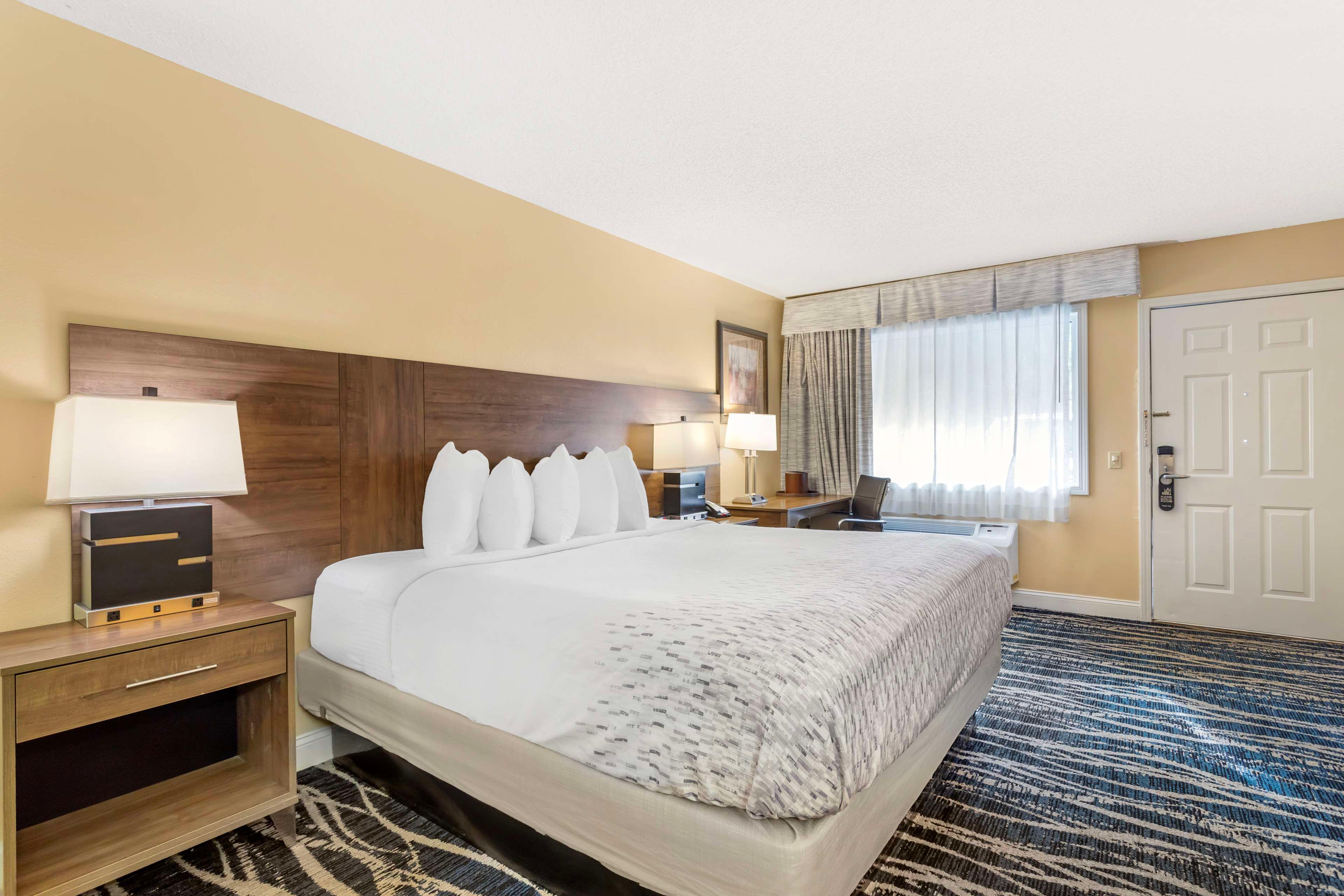غرفة بسرير كينج، Best Western Mountainbrook Inn 3/10