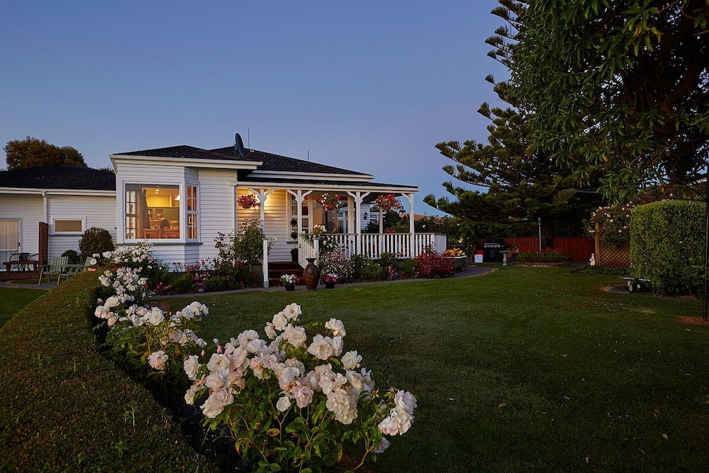 Bendamere House Bed Breakfast 58/67