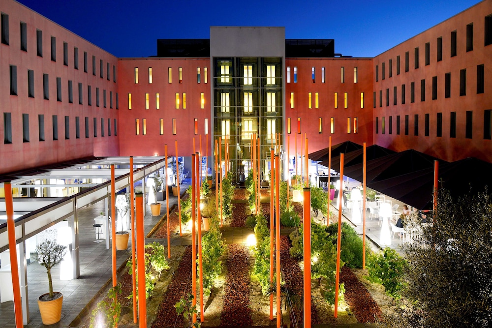 Radisson Blu Hotel Toulouse Airport Formerly Radisson Sas 1/74