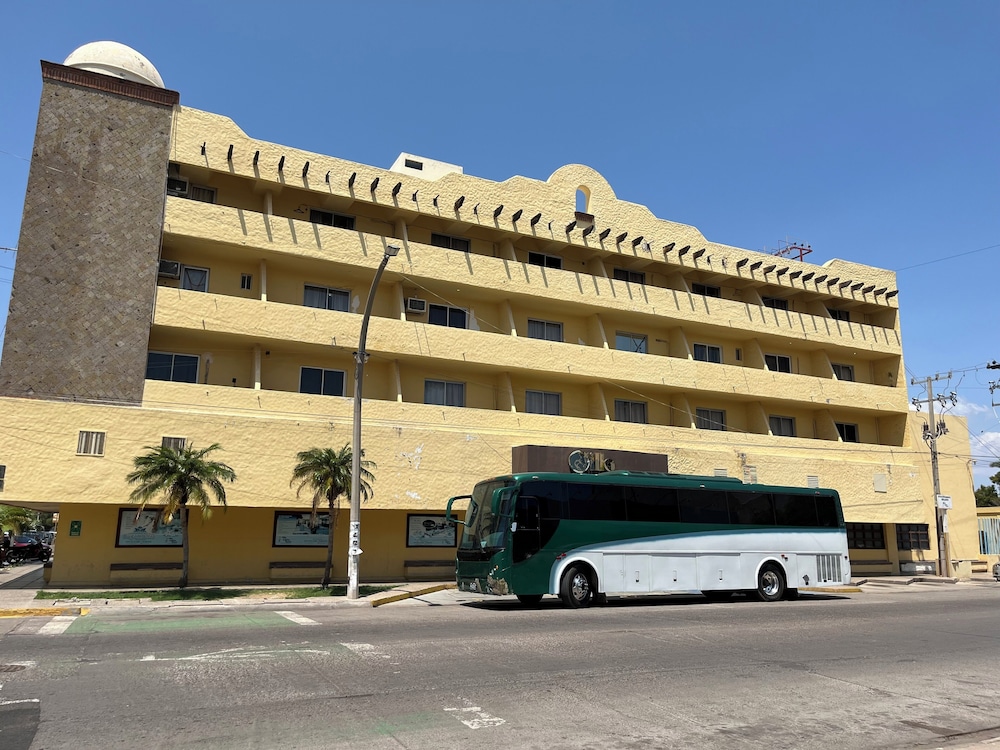 Hotel Villa Cahita 48/50