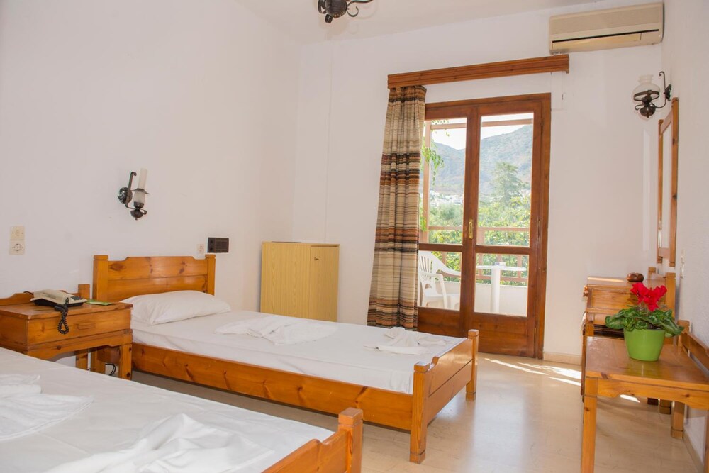 Velissarios Hotel 8/37