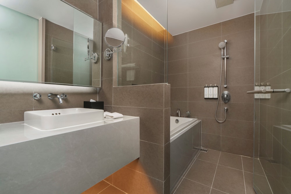 Hyatt Place Bangkok Sukhumvit 1 45/50