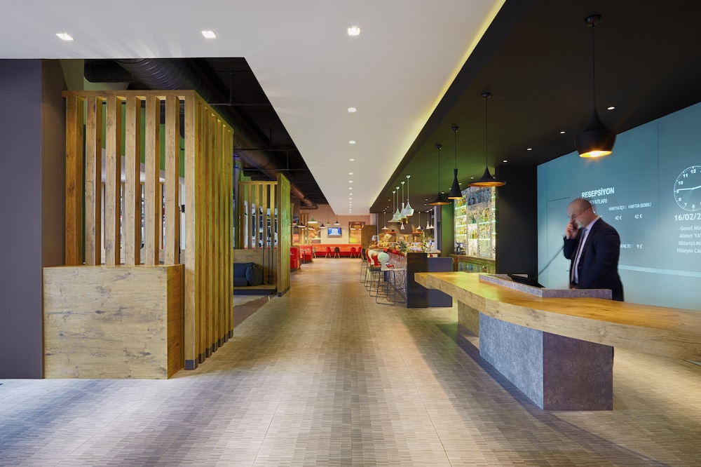 Ibis Istanbul Zeytinburnu 16/60