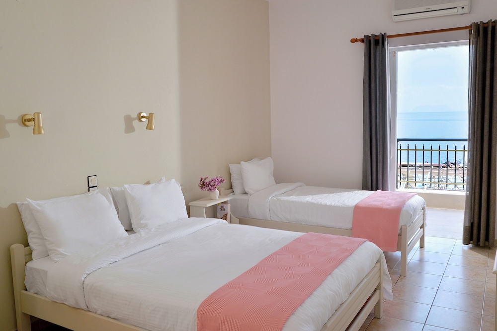 Pharos Rooms 15/72