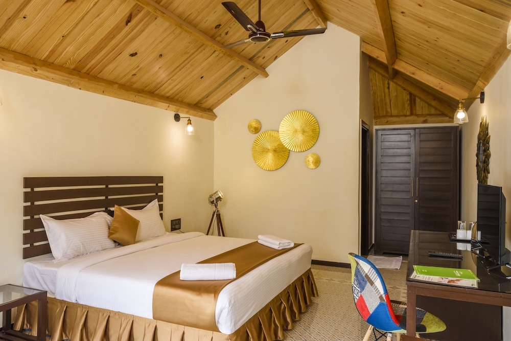 Stone Wood Resort & Spa 18/50