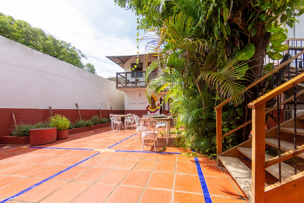 Hotel Ayenda Casa Cano 1805 25/33