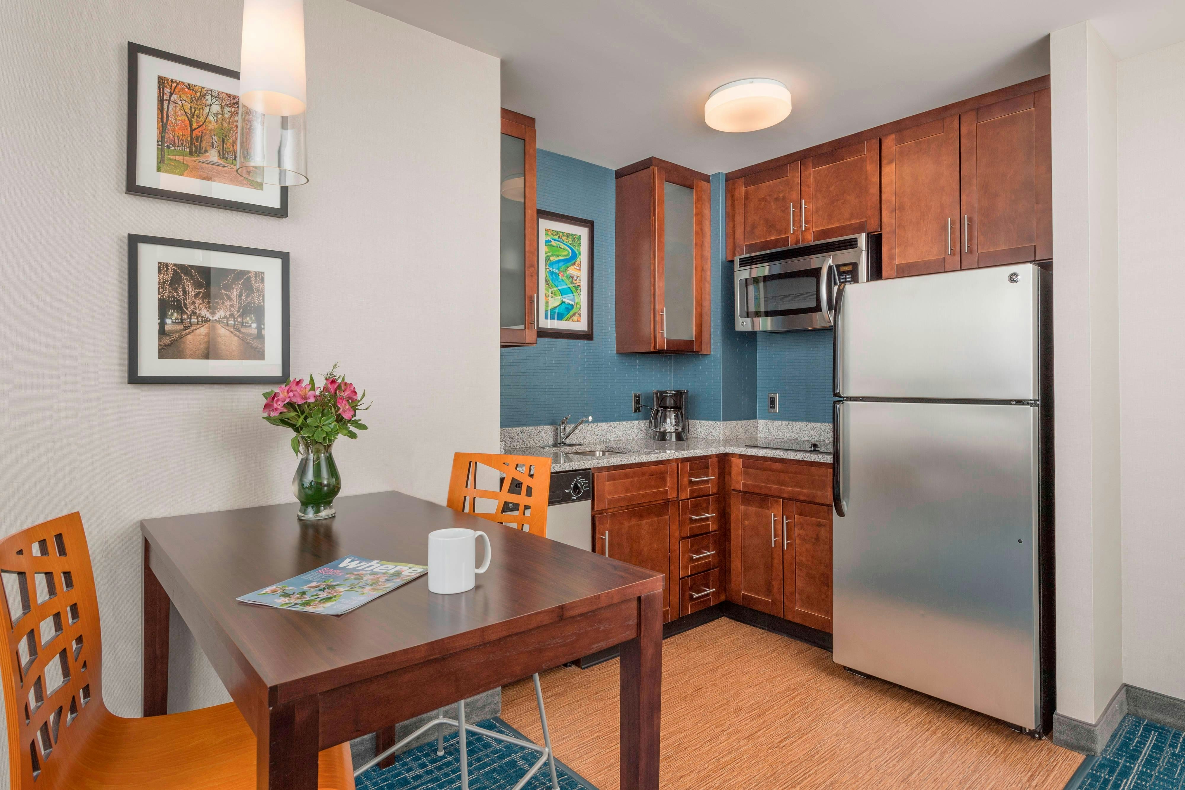 Residence Inn By Marriott Boston Back Bay Fenway 3/13