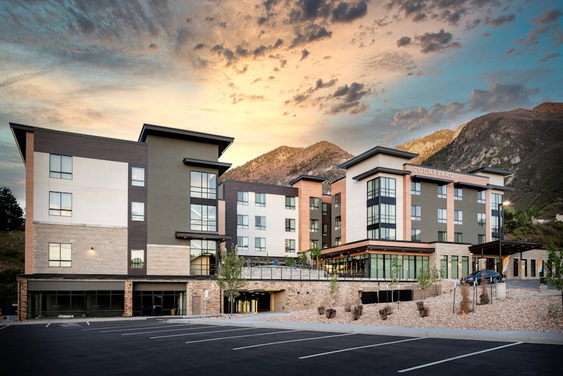 Courtyard by Marriott Salt Lake City Cottonwood 18/19