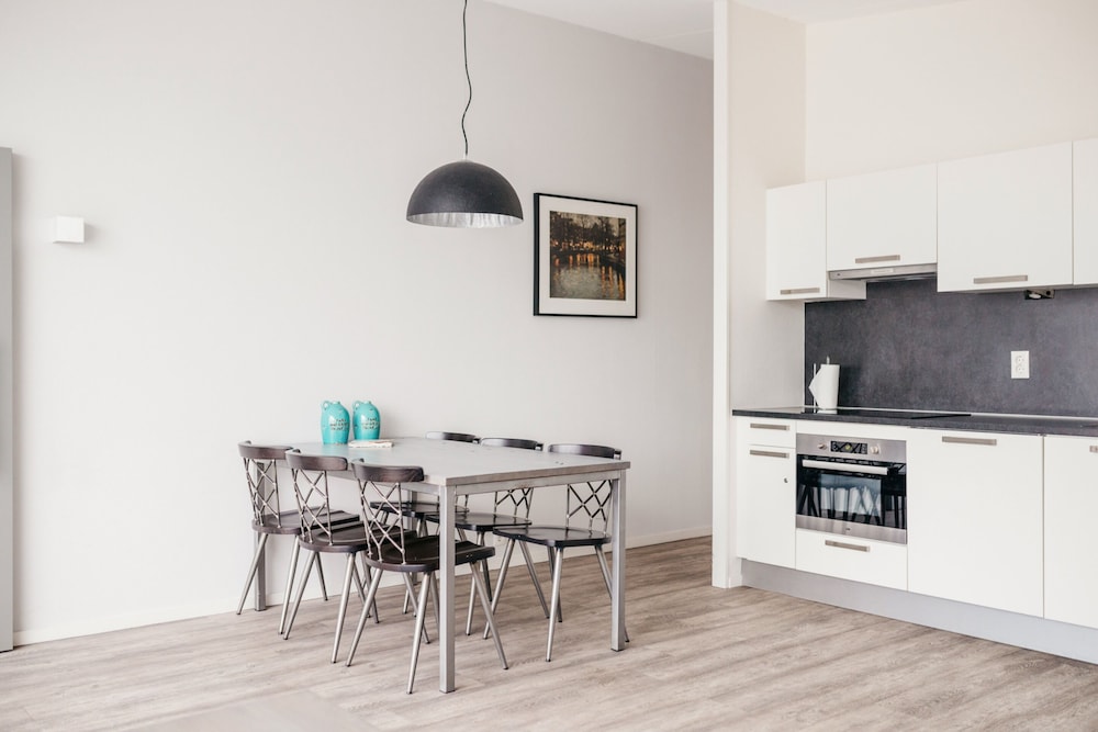 YAYS Amsterdam Prince Island by Numa 45/58