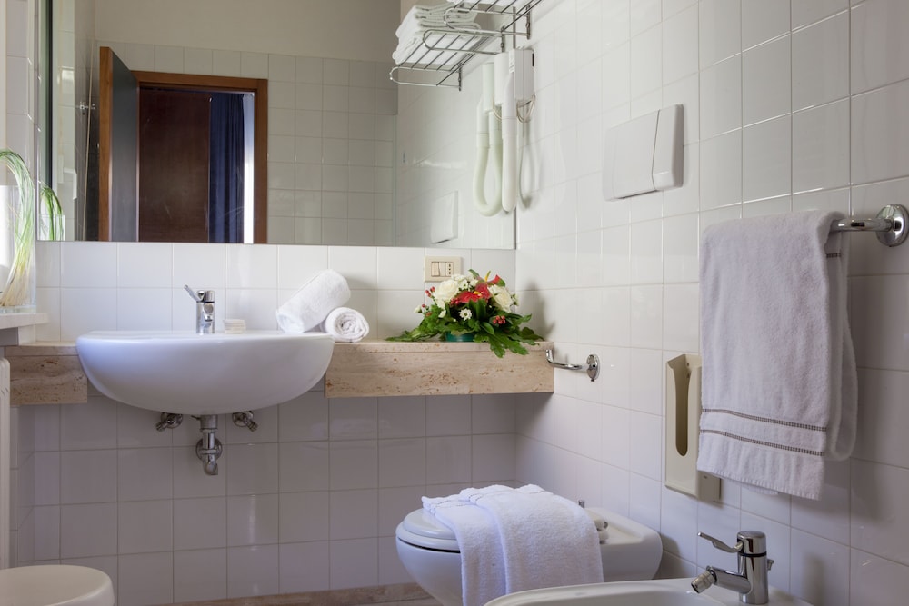 2 Bedrooms, Superior, 1 Double and 1 Single Bed
