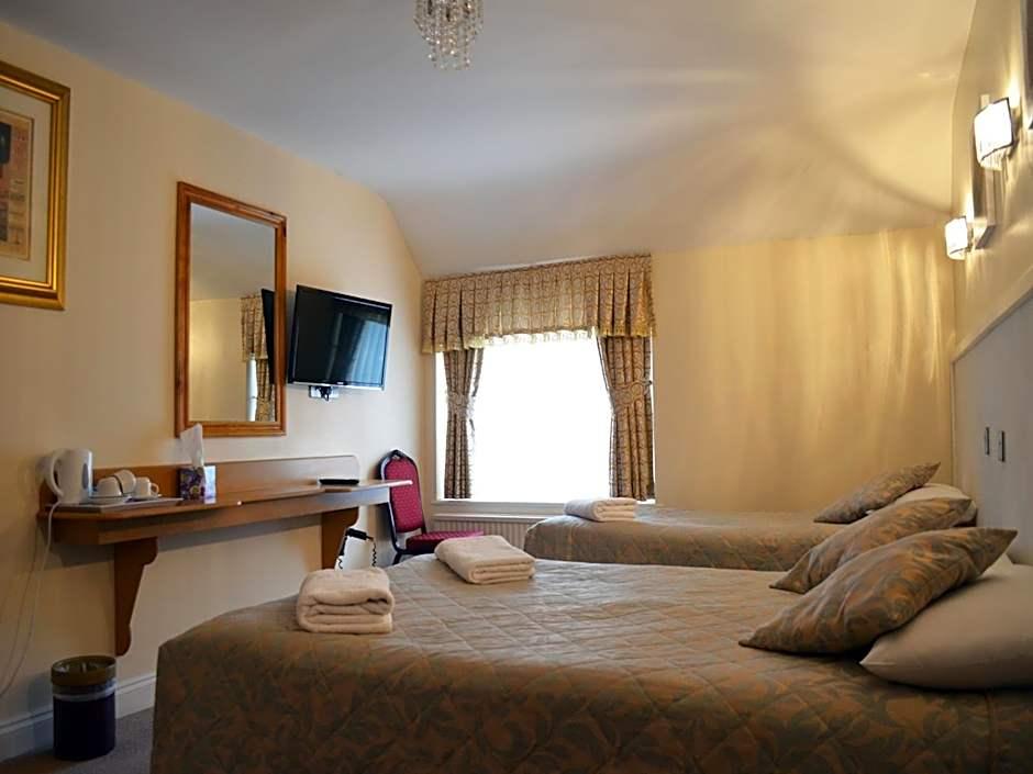 Gatwick Cambridge Hotel 33/53