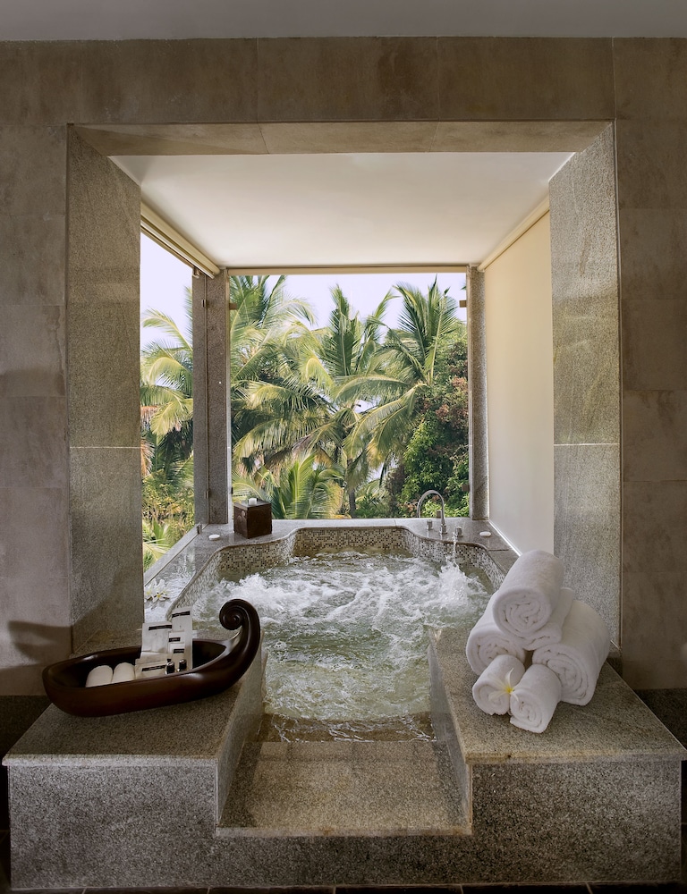 The Lalit Resort And Spa Bekal 25/68