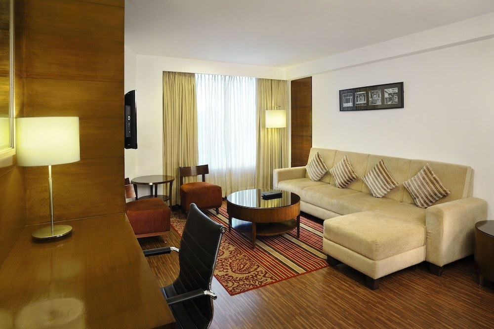 Four Points By Sheraton Ahmedabad 27/41