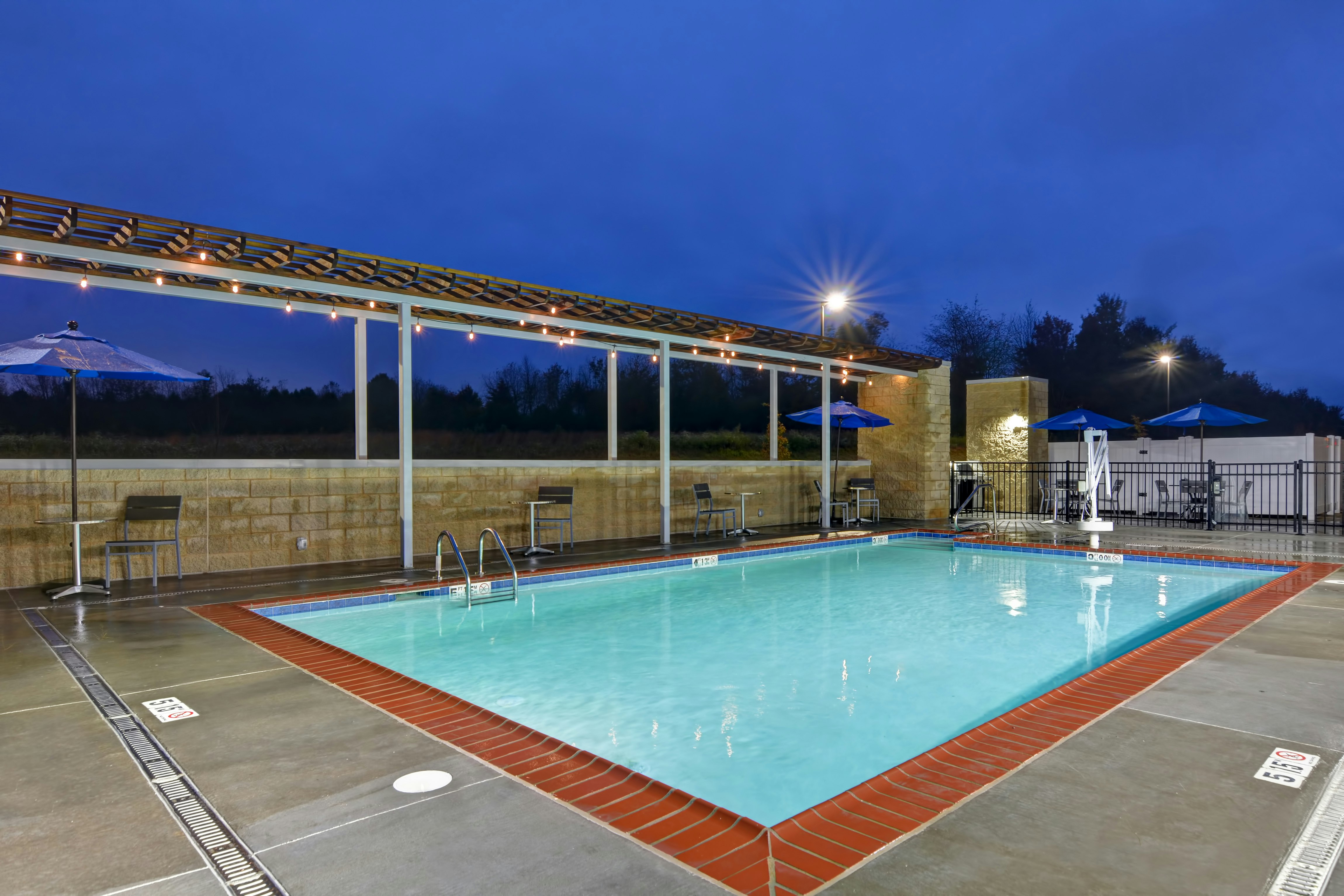 Home2 Suites By Hilton Springdale 12/28