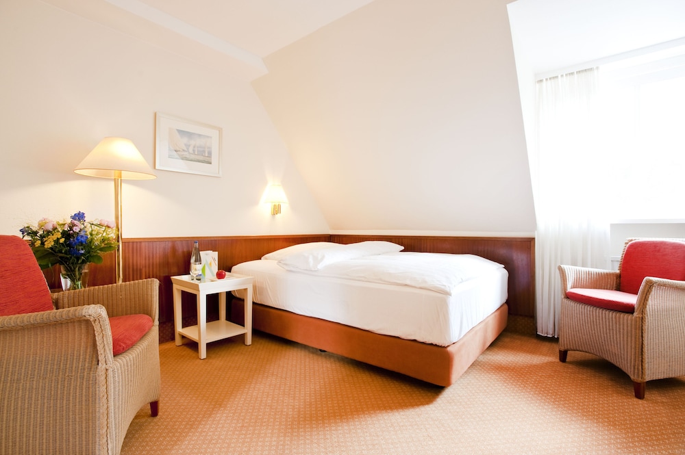Ringhotel Birke 10/69