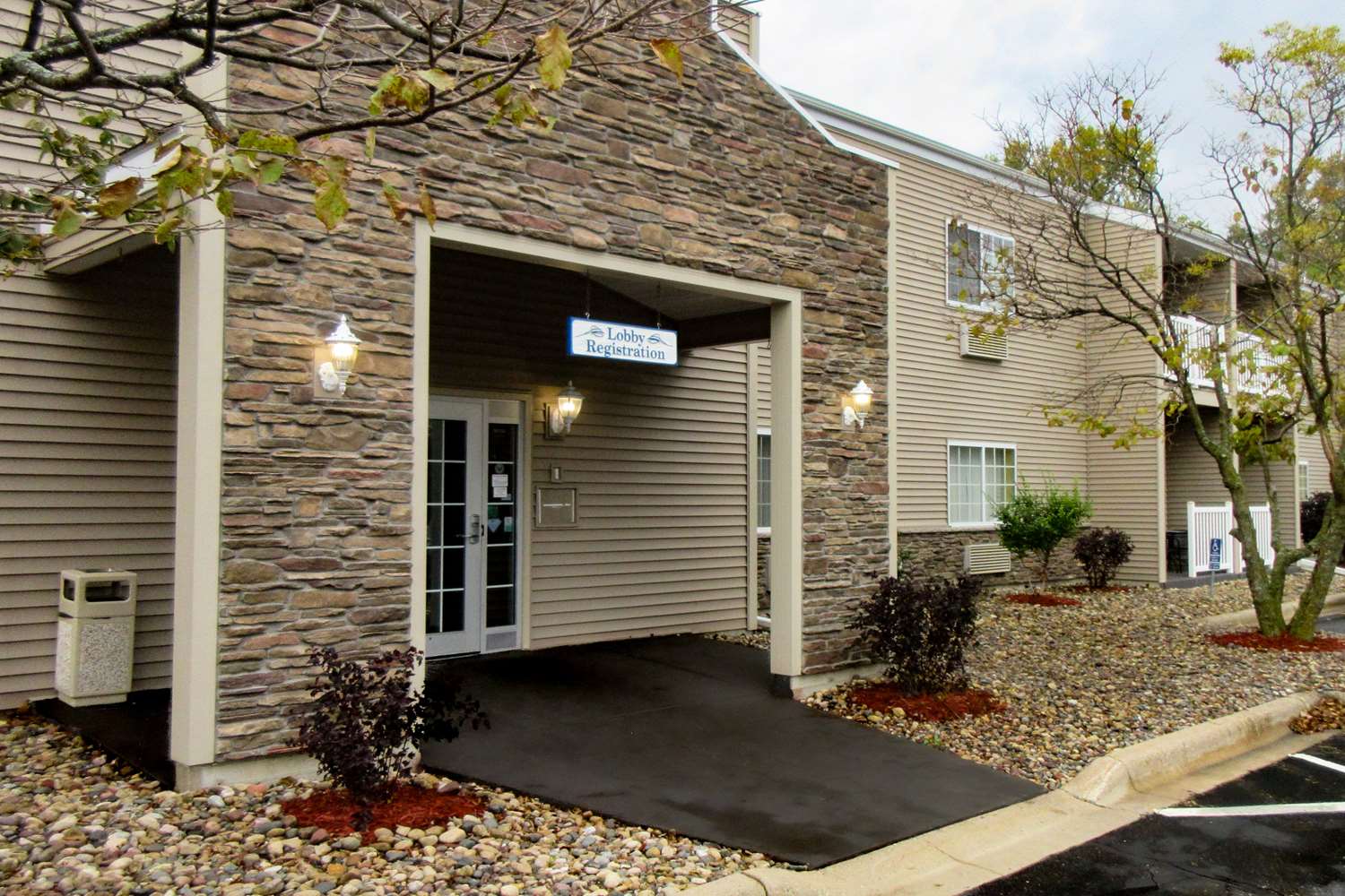 Quality Inn & Suites Red Wing, MN 15/16