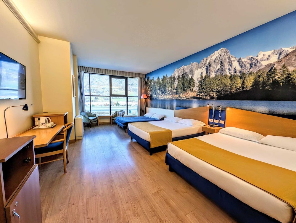 Hotel Express Aosta East 12/49