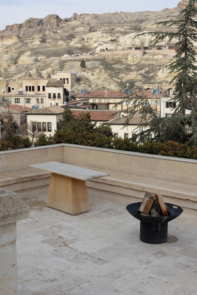 Alfina Cave Hotel 39/50