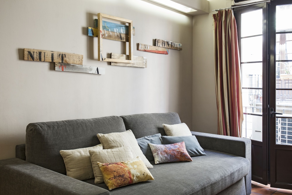 AinB Las Ramblas Guardia Apartments 36/60