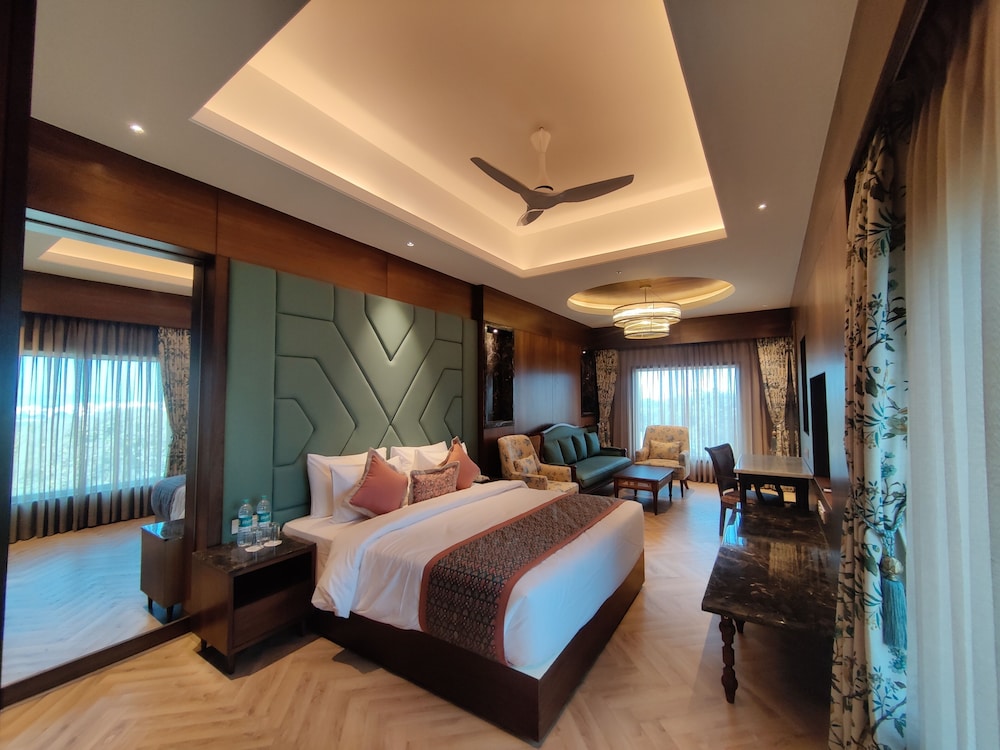 Jasraj Palace Yavatmal Hotel, a member of Radisson Individuals 9/24