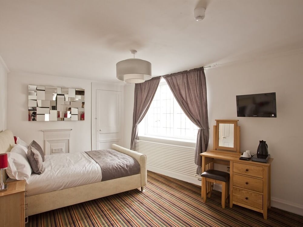 Burton Stone Inn 23/50