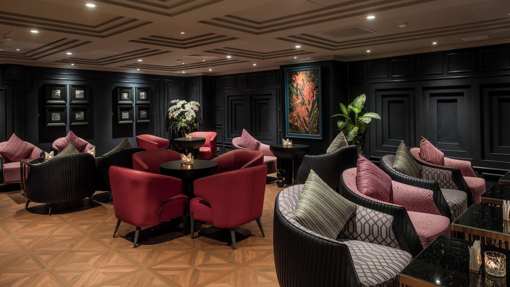 Champton Hanoi Hotel 45/63