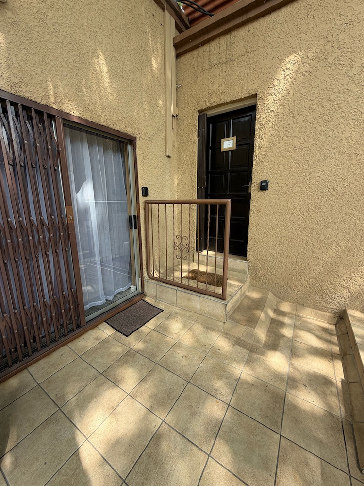 Kiwara Guesthouse 24/50