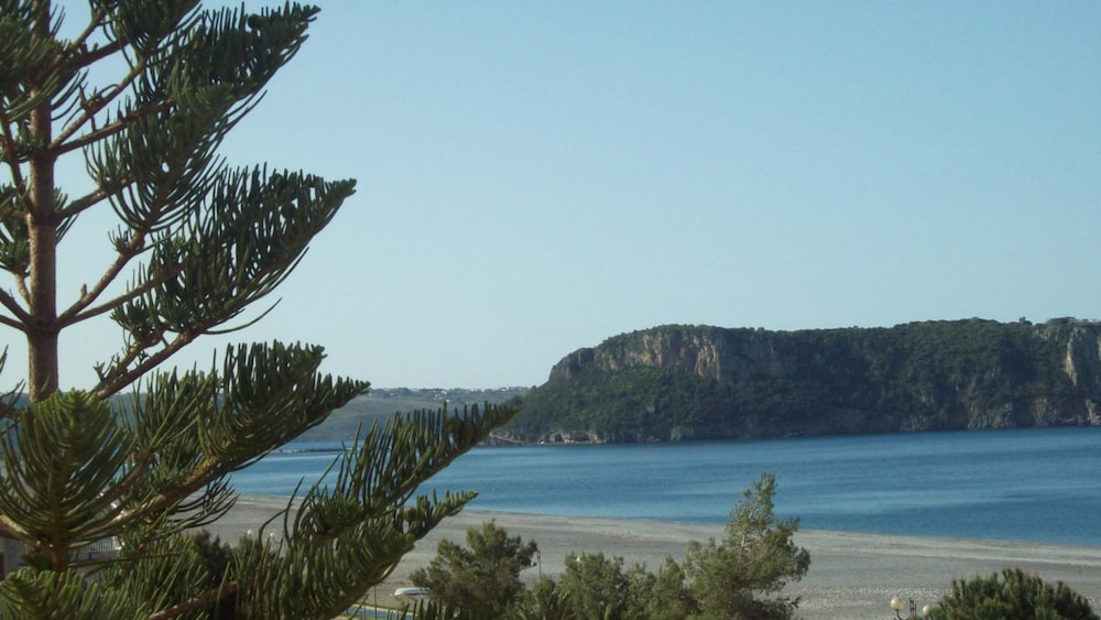 Hotel Calabria 38/50