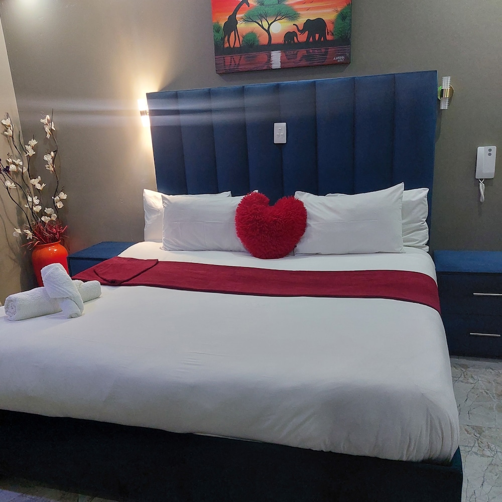 Gold Crown International Hotel 23/50