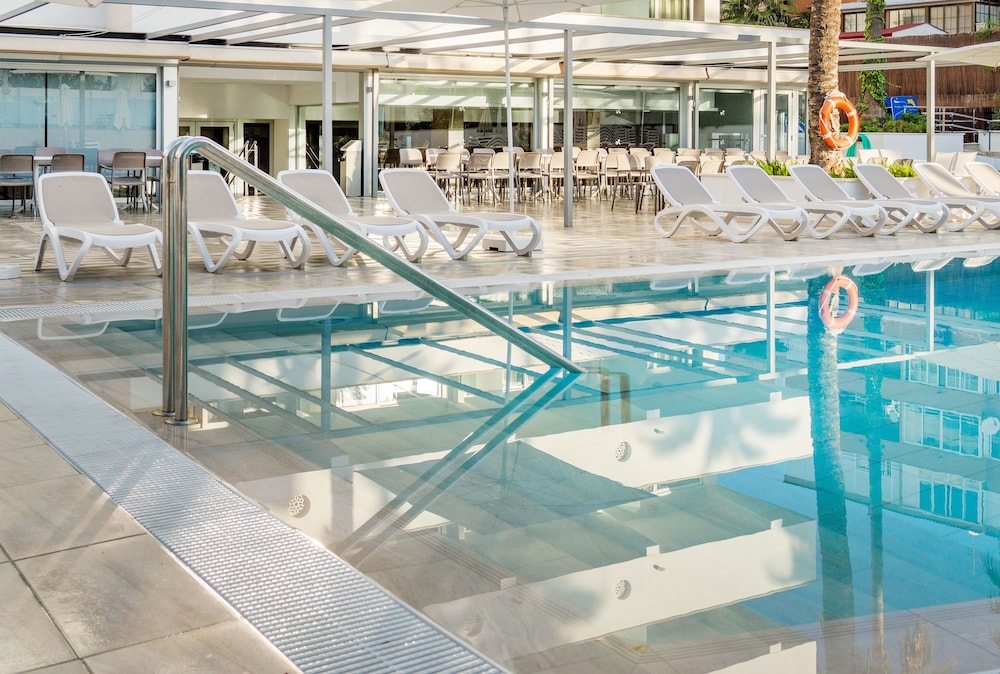 Globales Panama - Adults Only 14/32