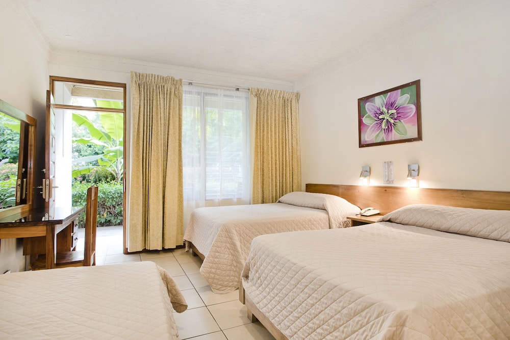 Standard, 1 Single and 2 Double Beds