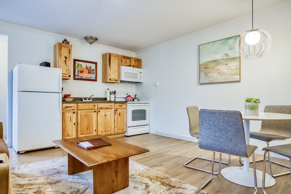 Inn at Haystack Rock 47/71